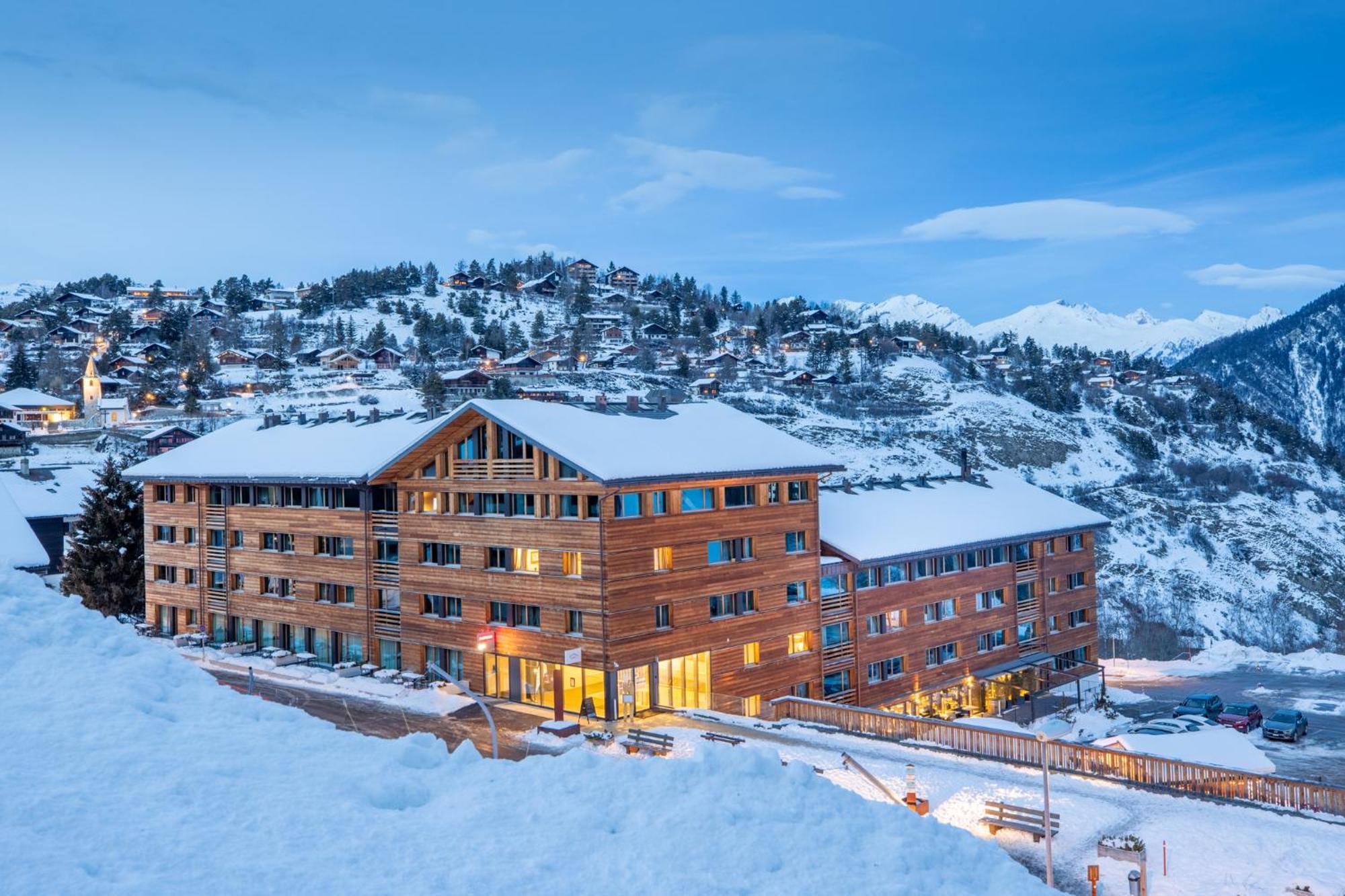 Swisspeak Resorts Vercorin Eksteriør billede