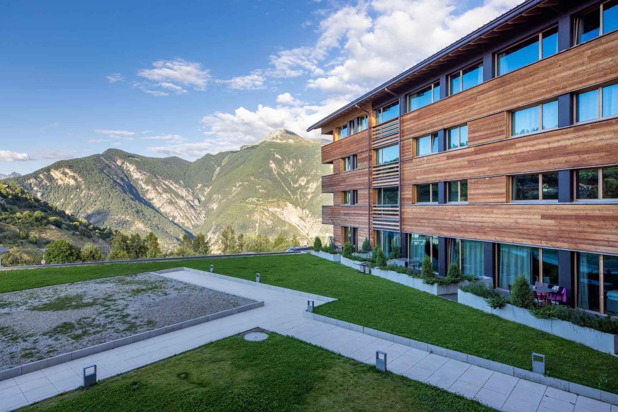 Swisspeak Resorts Vercorin Eksteriør billede
