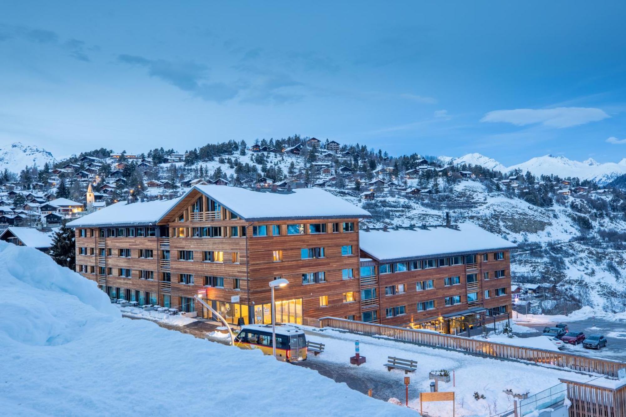 Swisspeak Resorts Vercorin Eksteriør billede